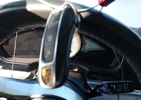 2018 Porsche Panamera 4 из США, поврежденный, VIN WP0AA2A79JL110392